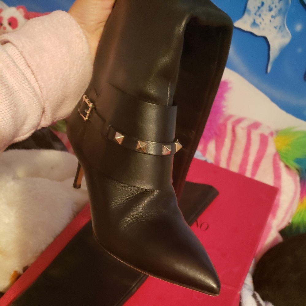 Valentino size 36 over the knee boots